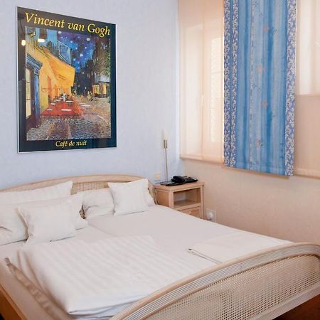 Geniesserhotel Lodner Lauingen Rum bild