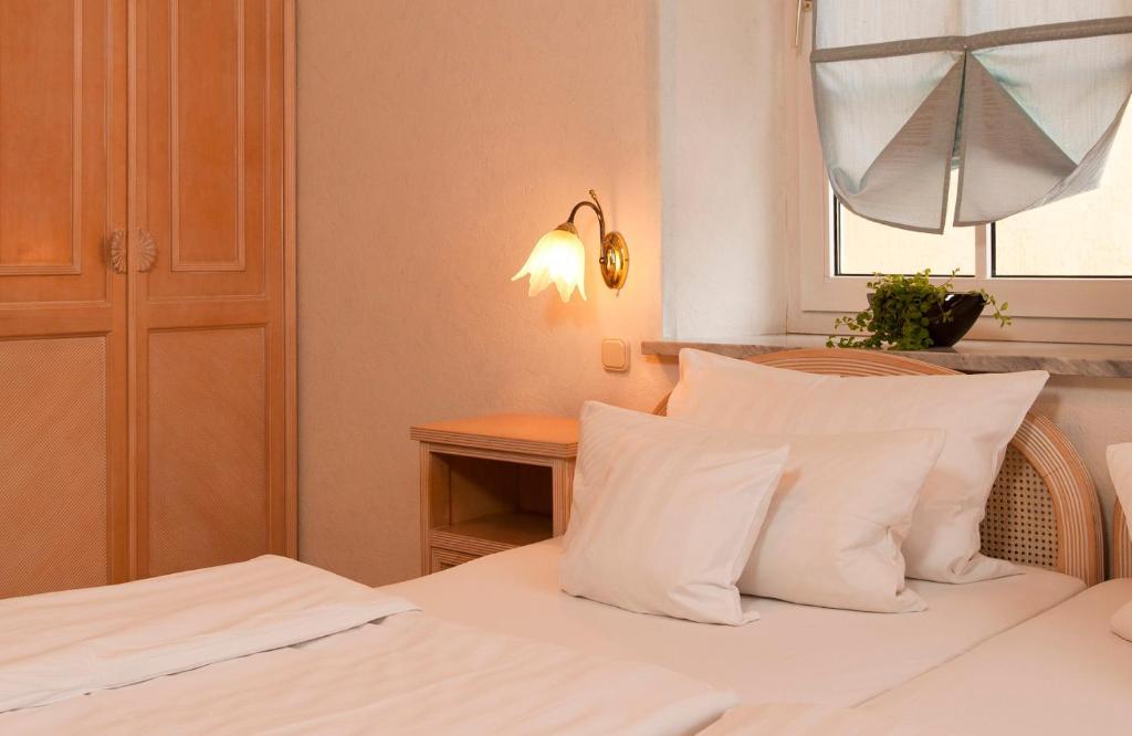 Geniesserhotel Lodner Lauingen Rum bild